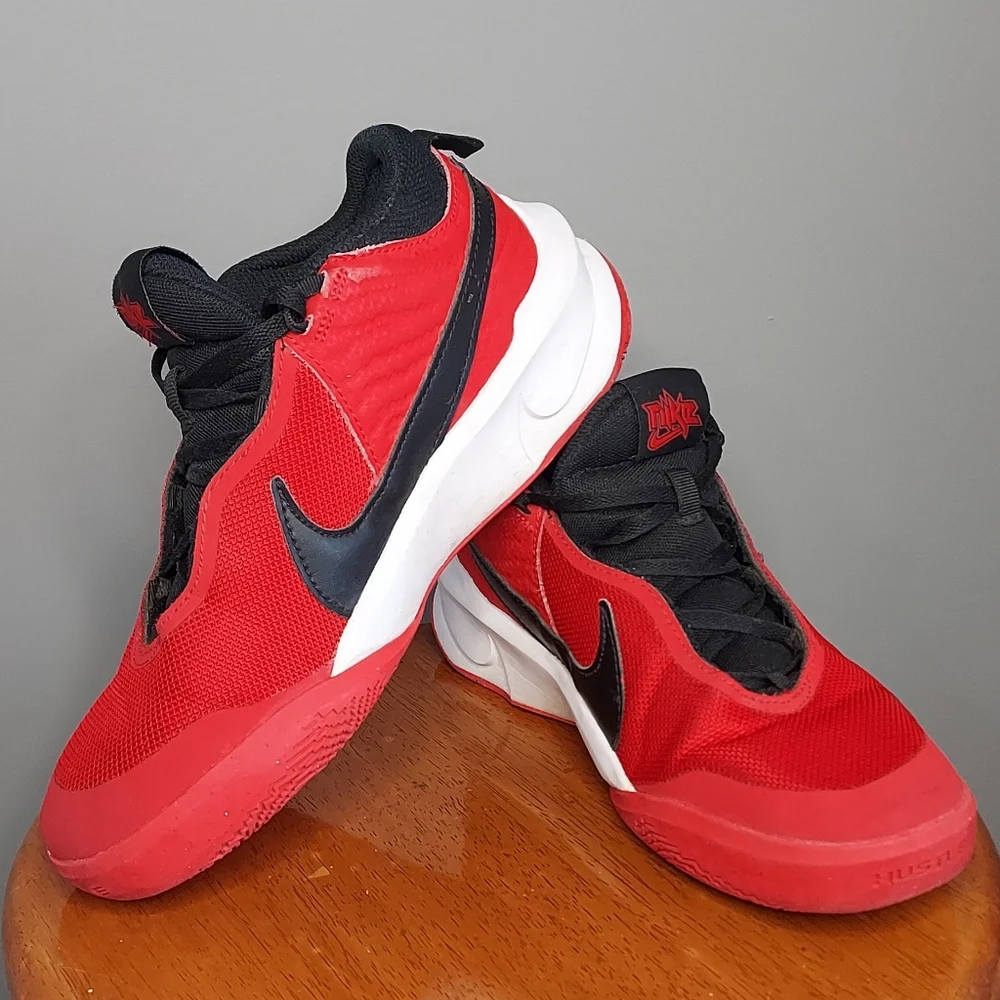 Nike, tennis shoes, bright red w/ black swoosh, youth size 5.5 - Picture 1 of 9